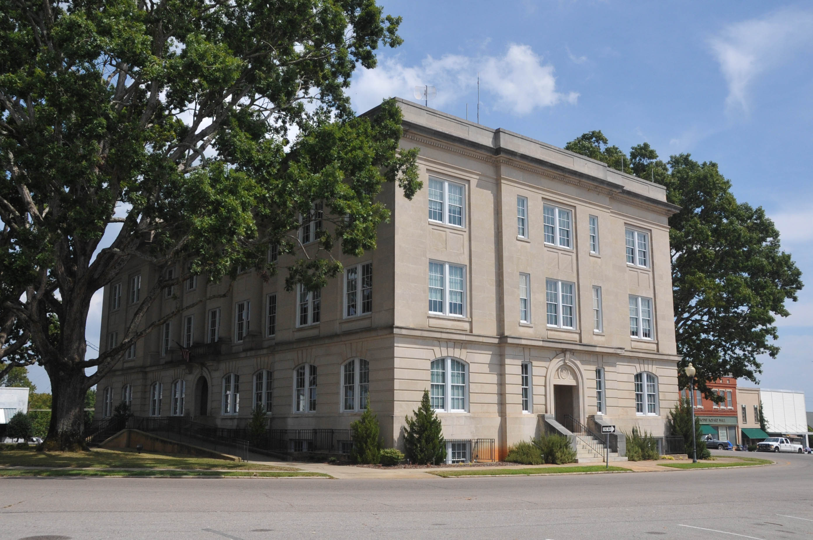 Moore-County-Courthouse-Carthage